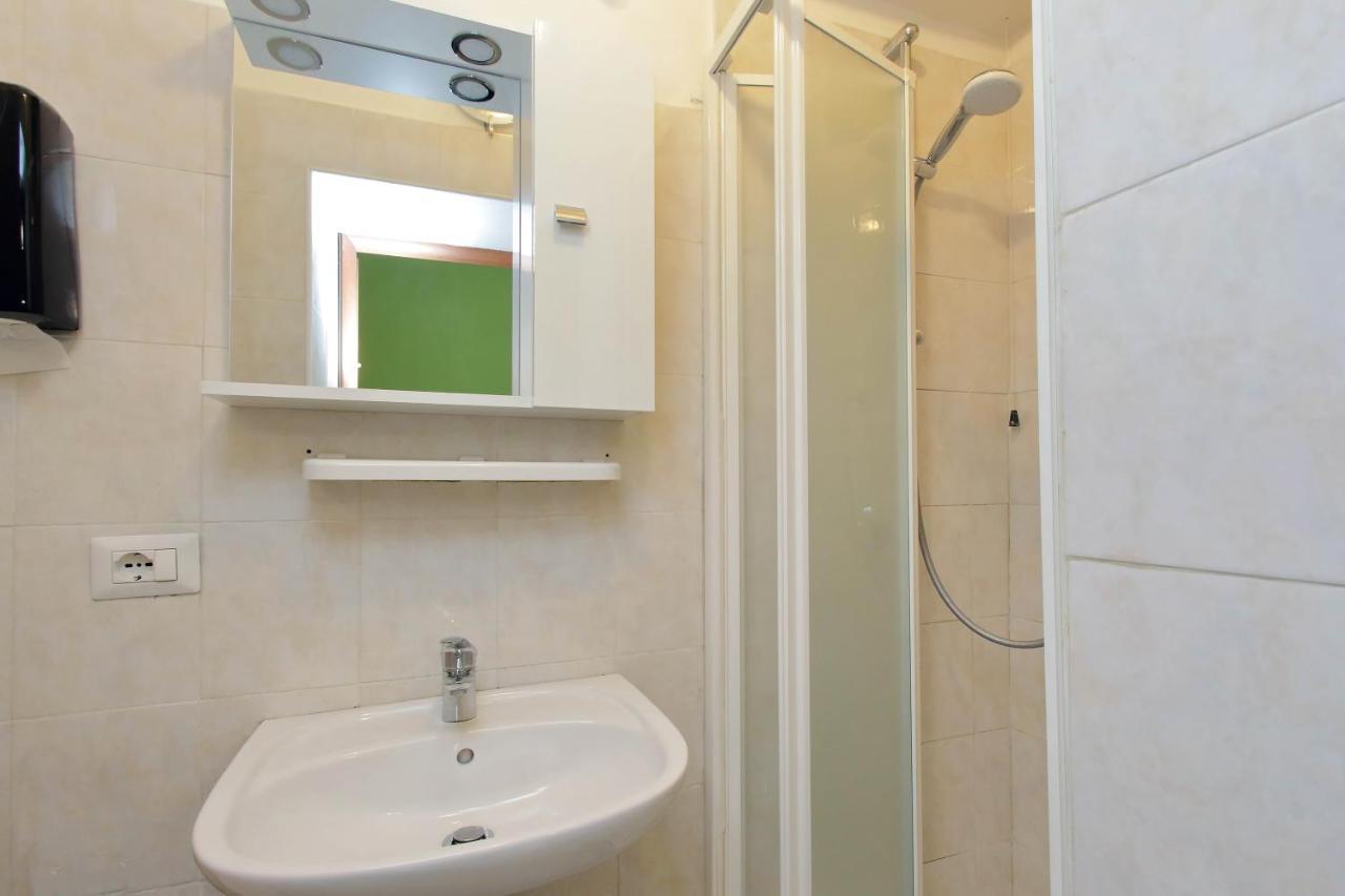 Lucky Home Rooms Рим Екстериор снимка