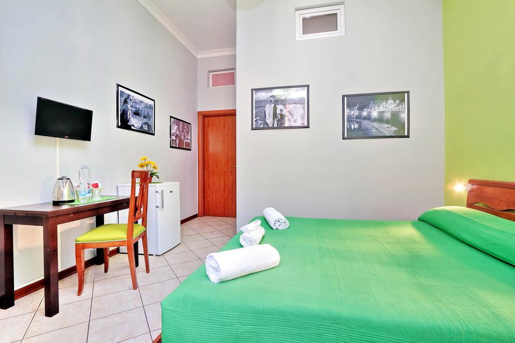 Lucky Home Rooms Рим Екстериор снимка