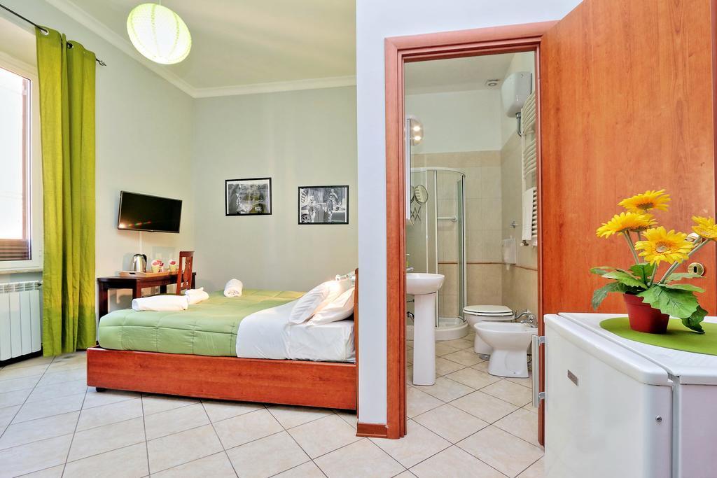Lucky Home Rooms Рим Екстериор снимка