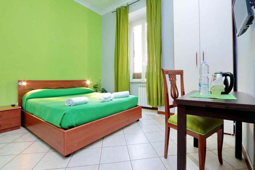 Lucky Home Rooms Рим Екстериор снимка
